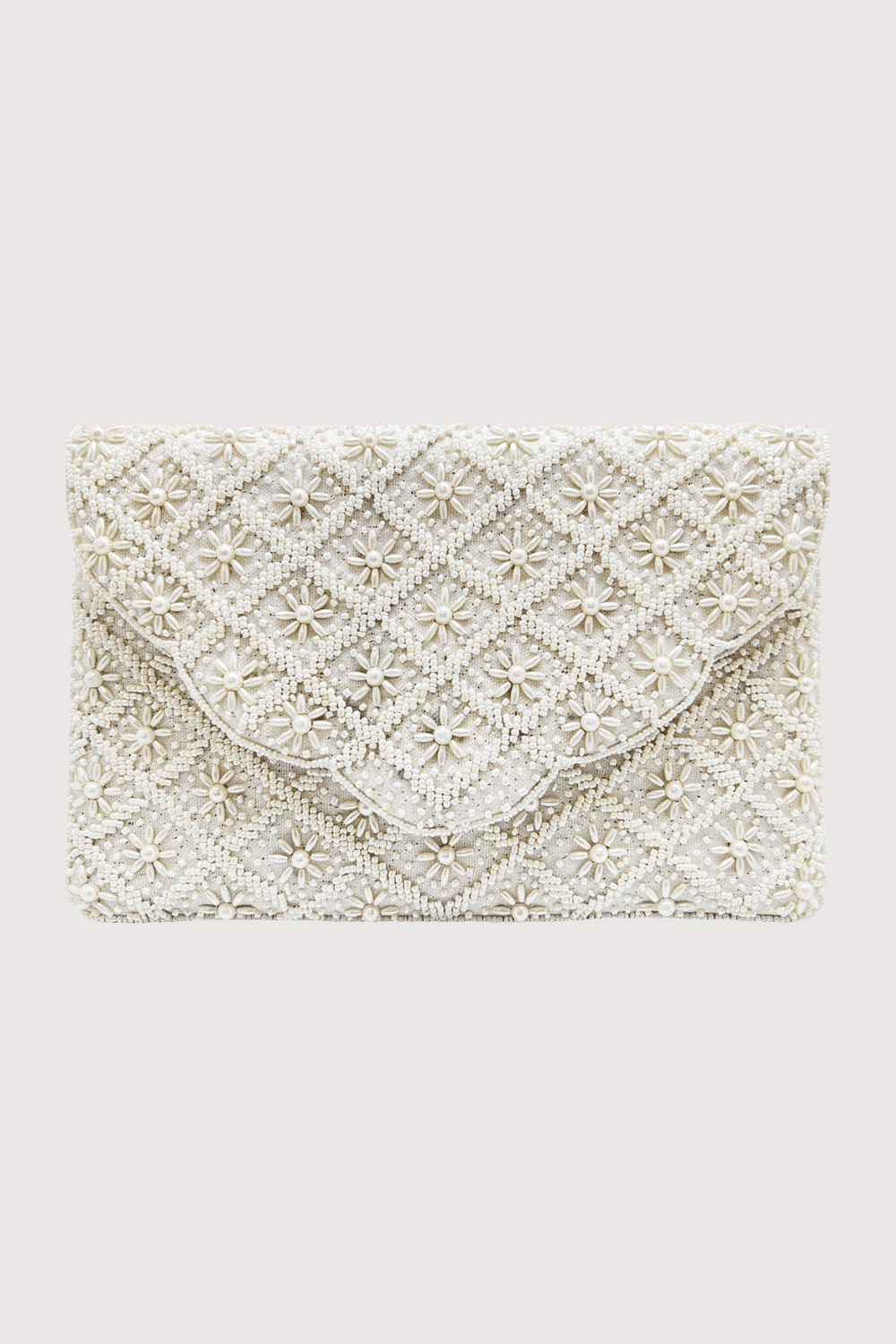 Scalloped W/ Flowers Pattern Beaded Clutch